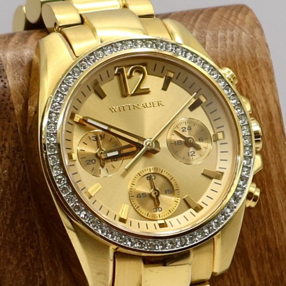 Gorgeous Wittnauer! Beautiful Gold watch with Diamond Bezel -Very Nice Condition main image 10